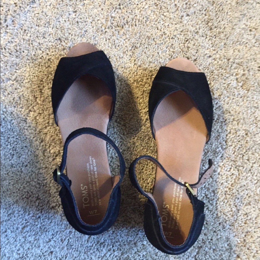 Toms platform Mary Jane sandals